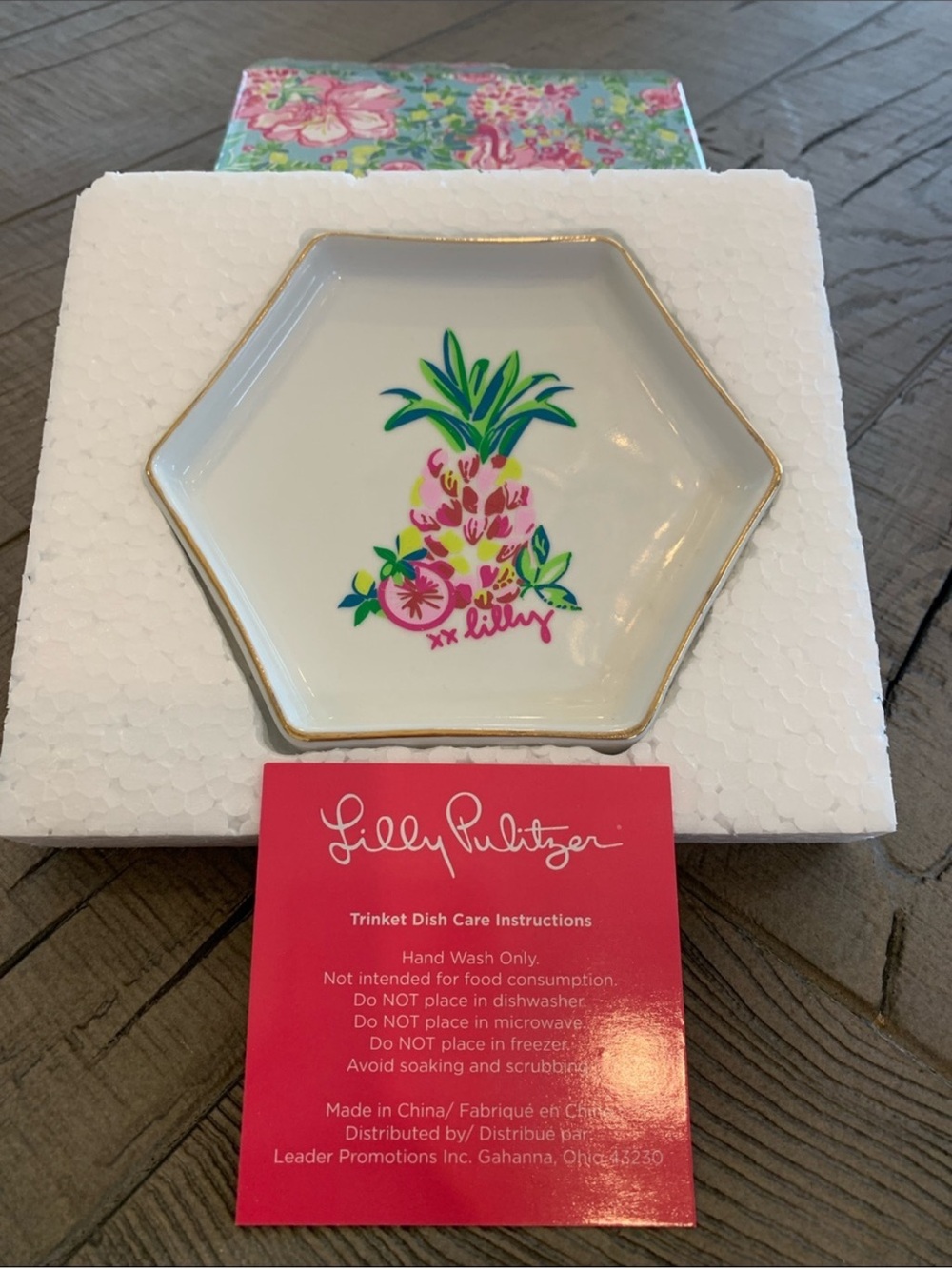 Lilly Pulitzer Hexagon Pineapple Trinket Dish in White, Pink & Green